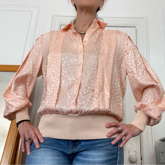 VTG Castleberry Pastel Peach Collared Blouse with Pleated Skirt Set - Picture 3 of 16